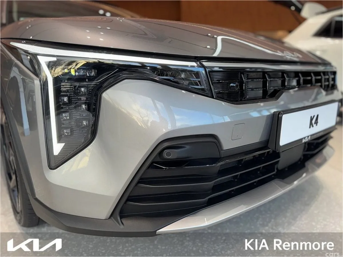 Kia K4 Hatchback, Petrol, 2027, 
