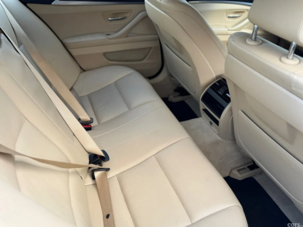 BMW 5-Series Saloon, Diesel, 2014, Silver