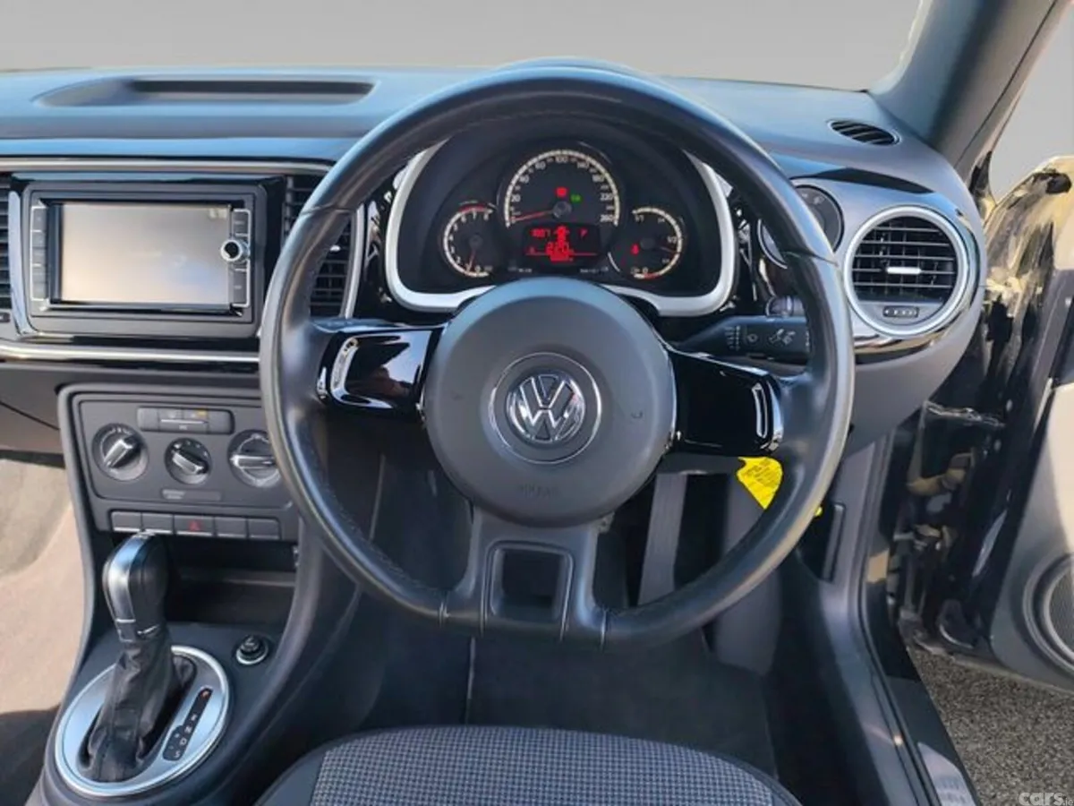 Volkswagen Beetle Hatchback, Petrol, 2014, Black