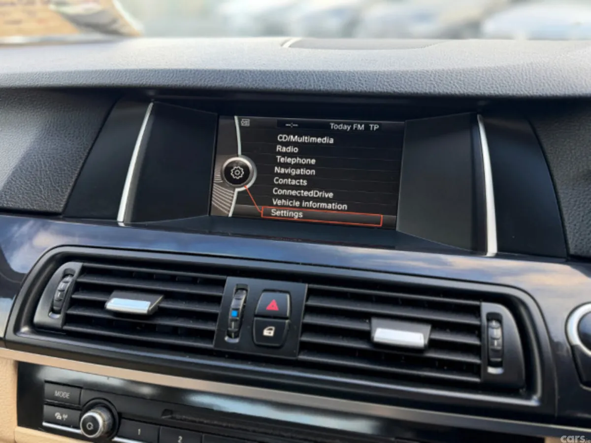 BMW 5-Series Saloon, Diesel, 2014, Silver