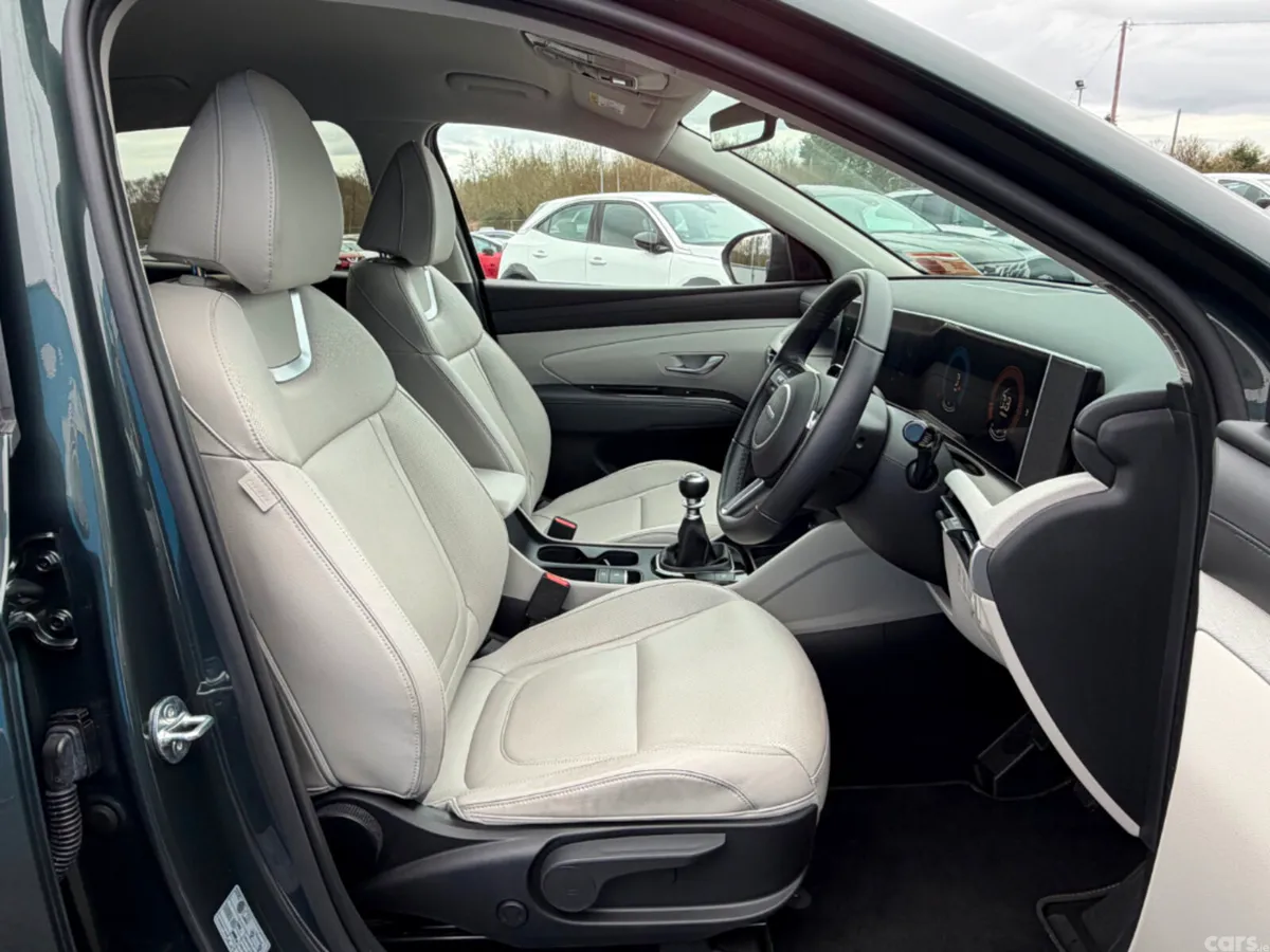 Hyundai Tucson MPV, Diesel, 2025, Green