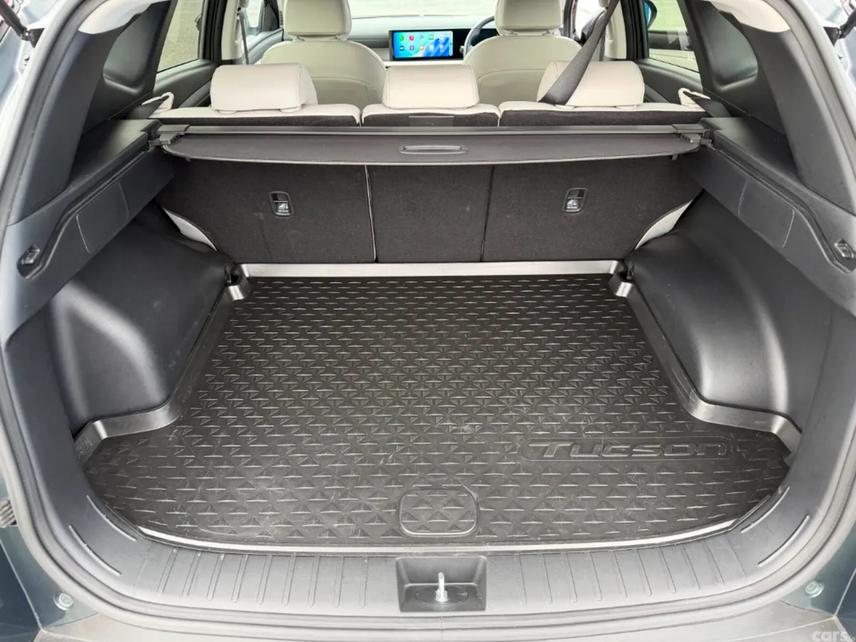 Hyundai Tucson MPV, Diesel, 2025, Green