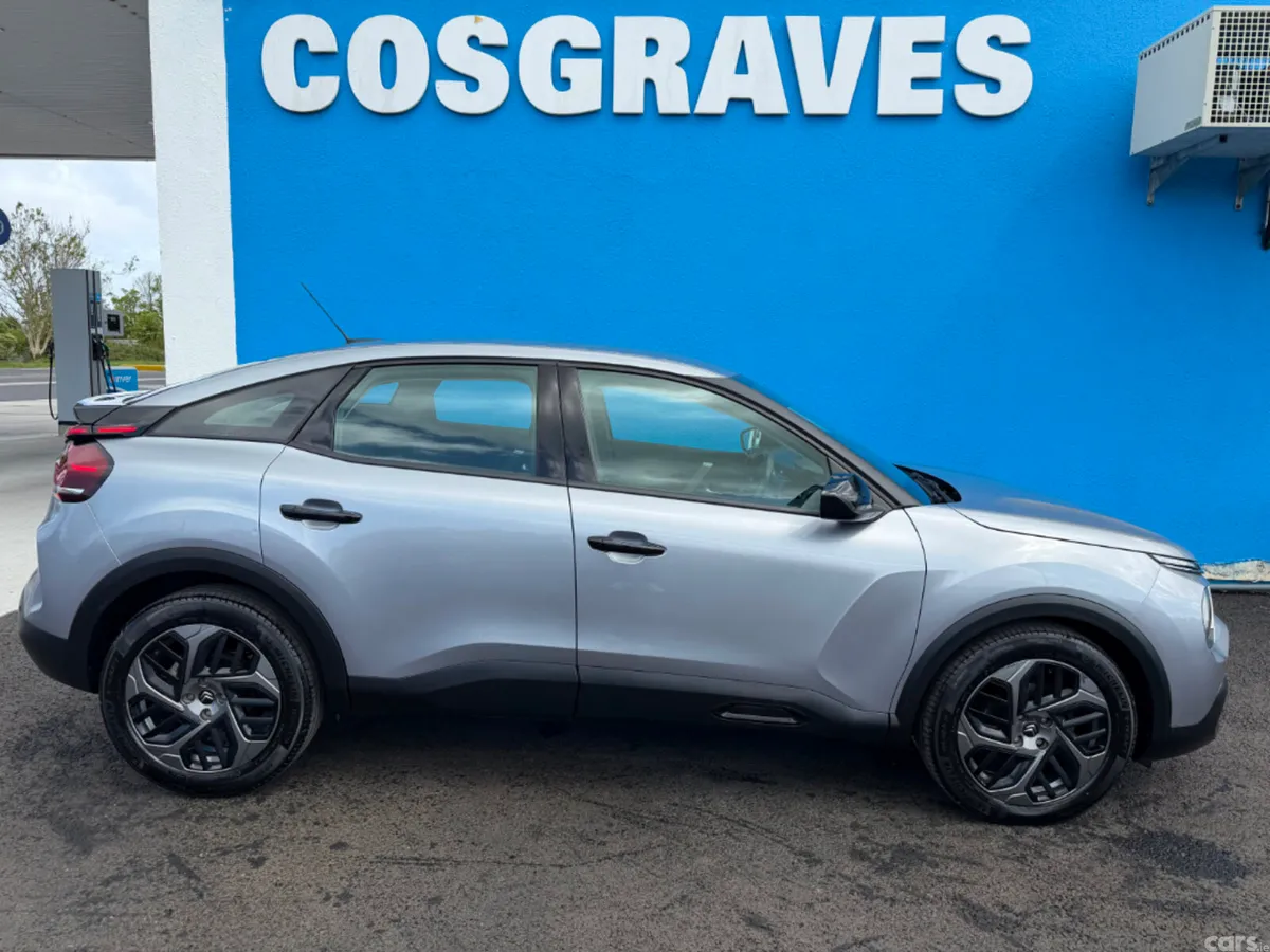 Citroen C4 Hatchback, Petrol, 2022, Grey