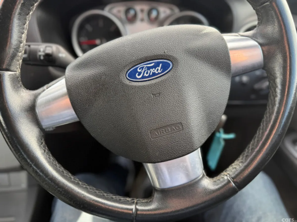 Ford Focus Hatchback, Diesel, 2011, Black