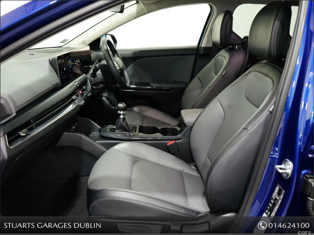 Kia K4 Hatchback, Petrol Hybrid, 2026, Blue
