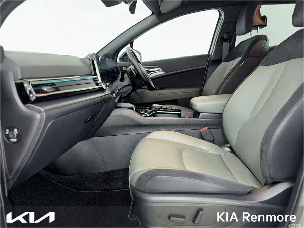 Kia Sportage MPV, Petrol Hybrid, 2025, Grey