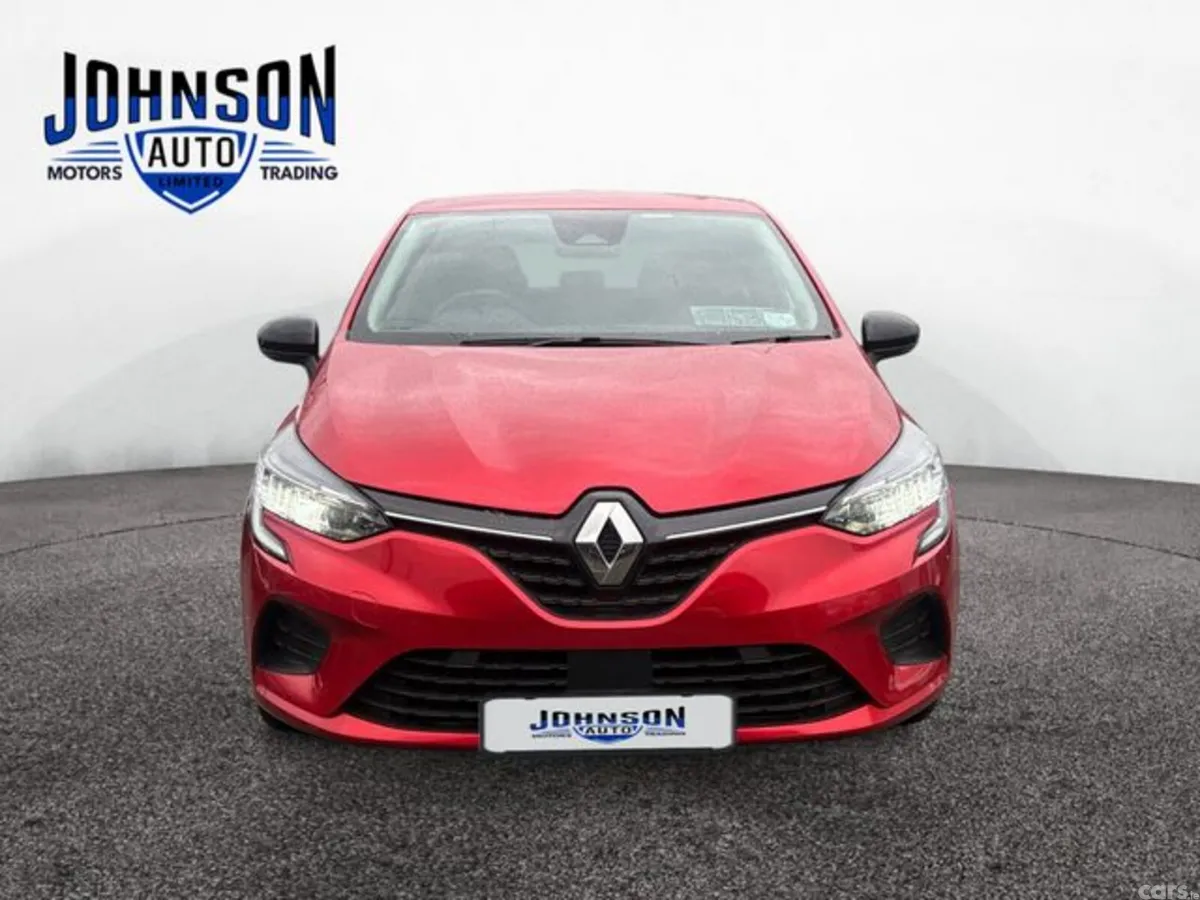 Renault Clio Hatchback, Petrol, 2023, Red