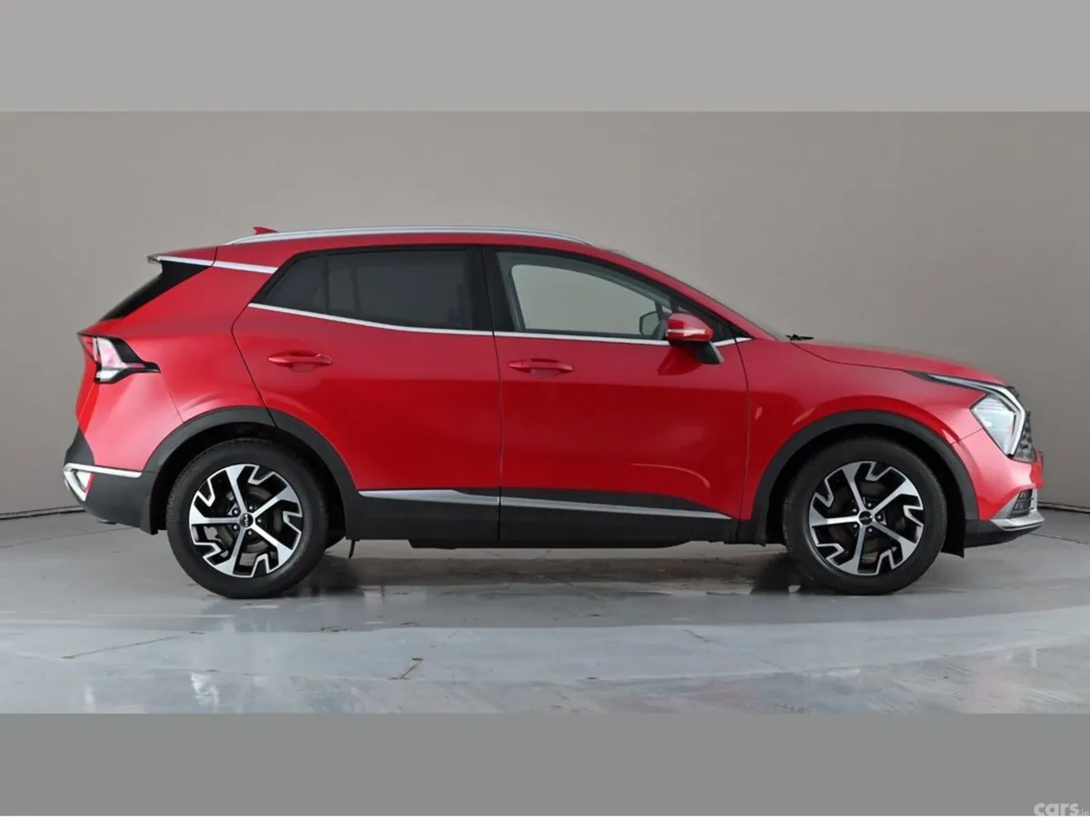 Kia Sportage SUV, Diesel Hybrid, 2023, Red