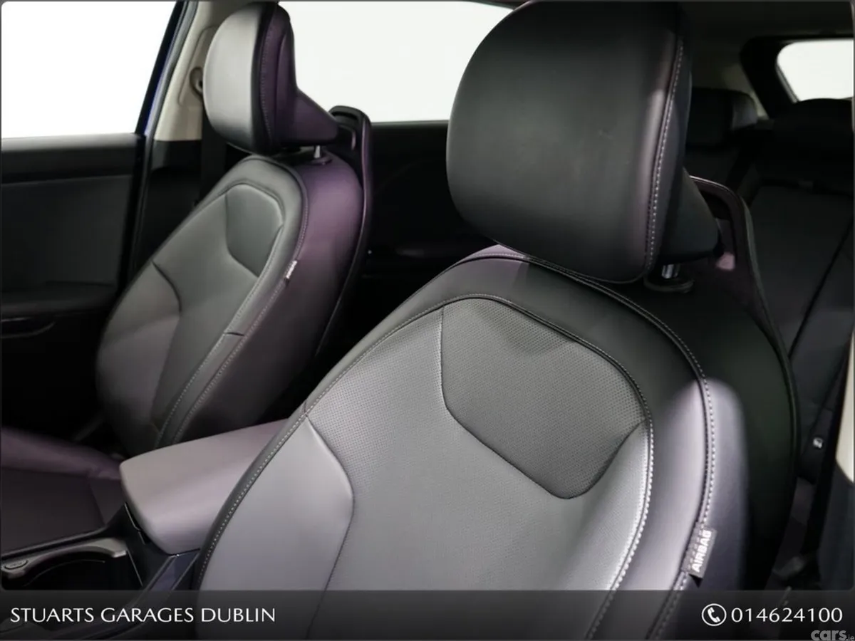 Kia K4 Hatchback, Petrol Hybrid, 2026, Blue