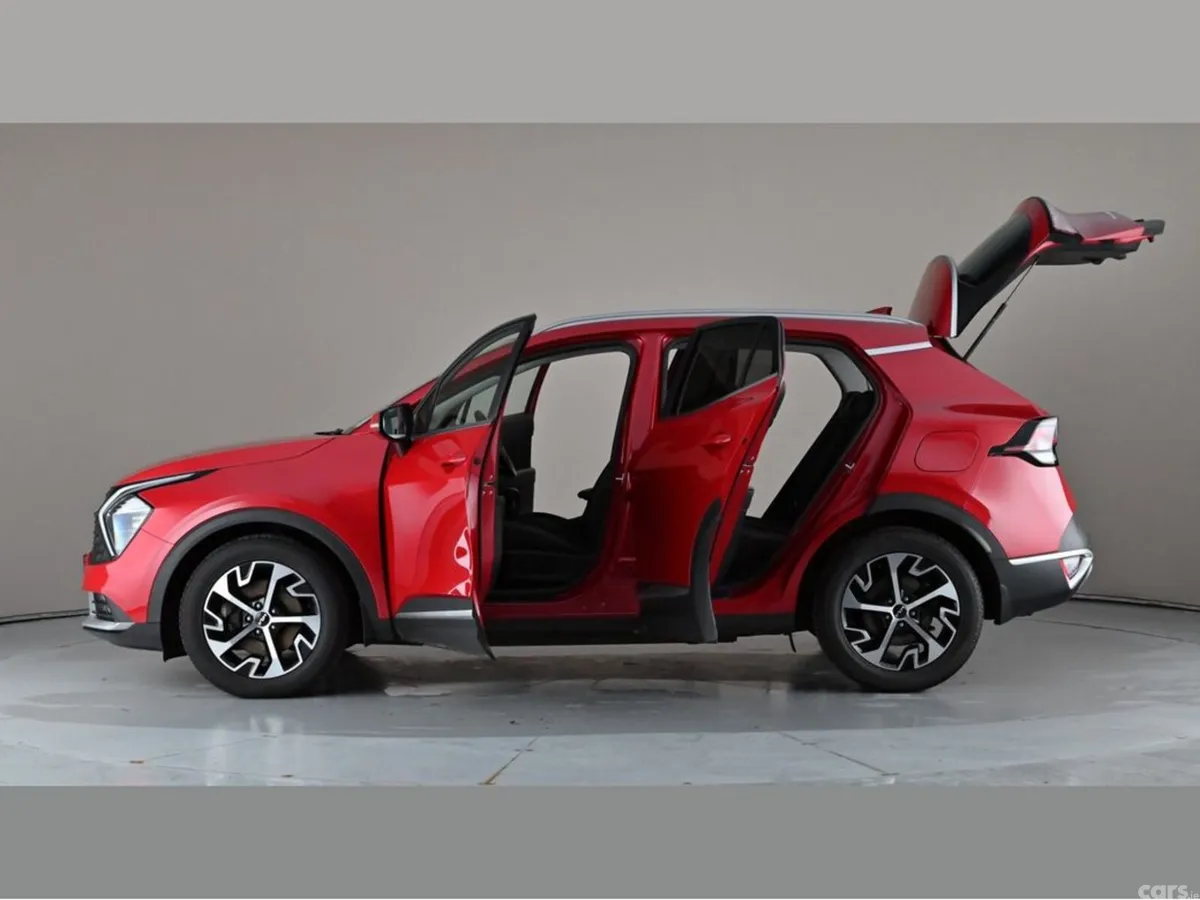 Kia Sportage SUV, Diesel Hybrid, 2023, Red