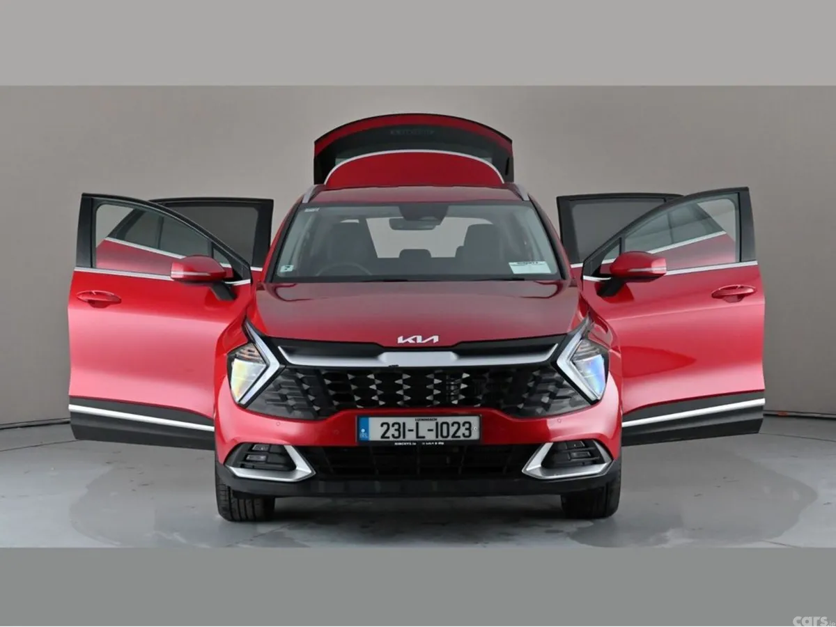 Kia Sportage SUV, Diesel Hybrid, 2023, Red