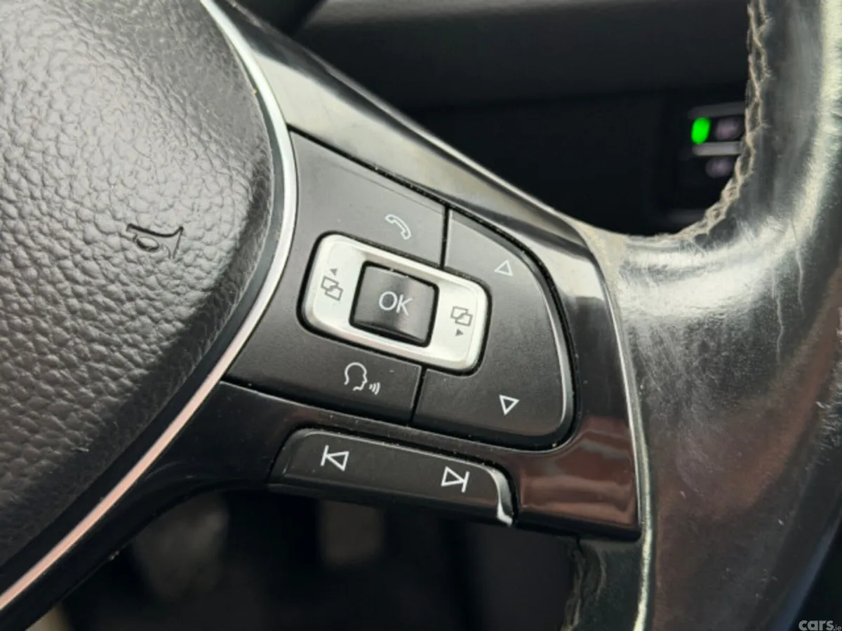 Volkswagen Passat Estate, Diesel, 2018, Grey