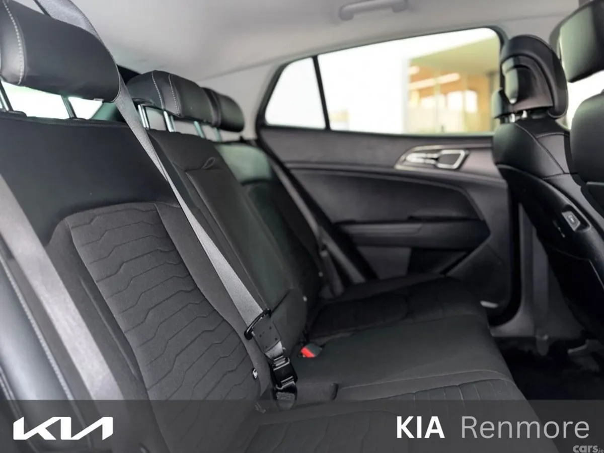 Kia Sportage MPV, Diesel, 2023, Grey