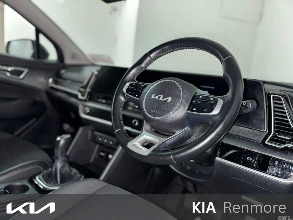 Kia Sportage MPV, Diesel, 2023, Grey