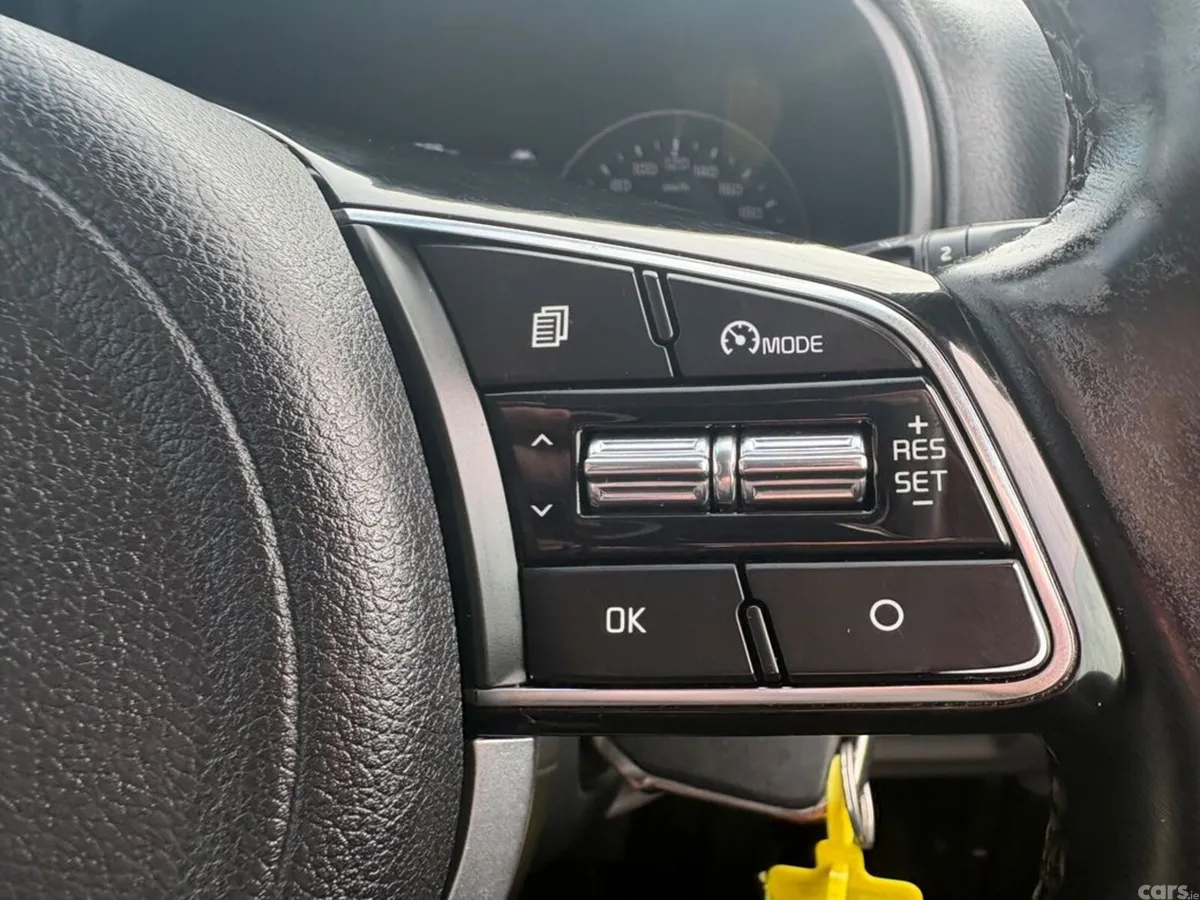 Kia Sportage SUV, Diesel Hybrid, 2021, Blue