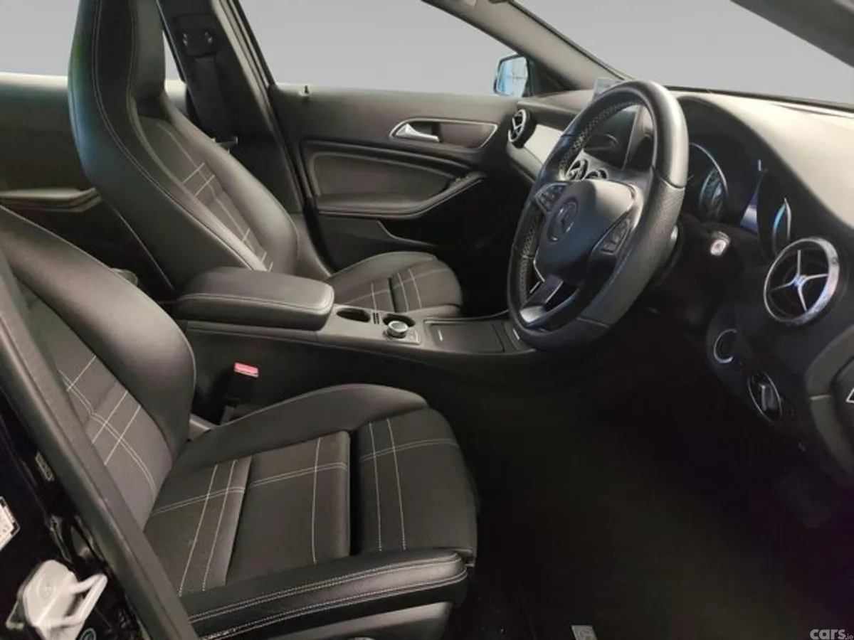 Mercedes-Benz GLA Hatchback, Petrol, 2016, Black