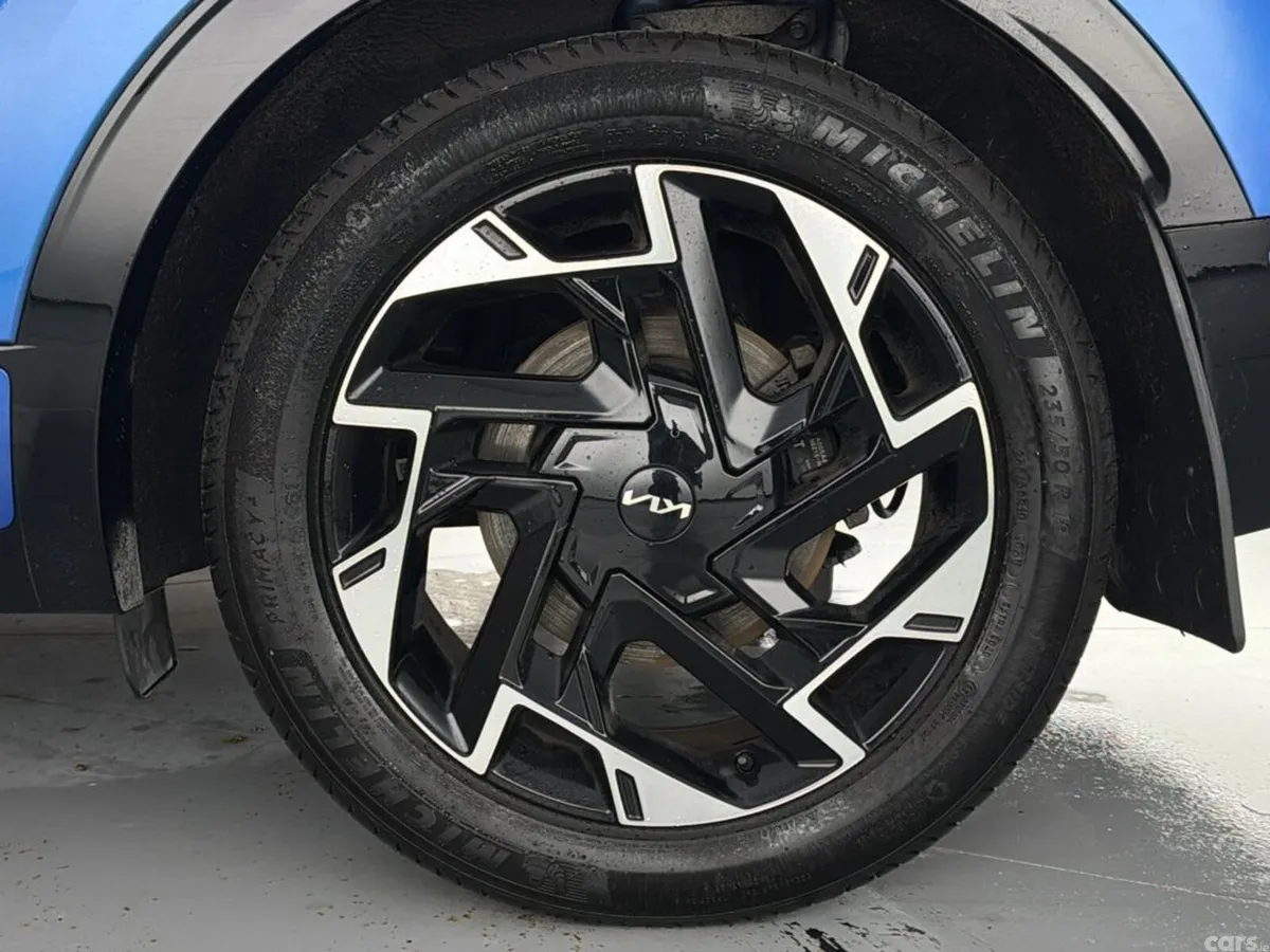 Kia Sportage SUV, Diesel Hybrid, 2025, Blue