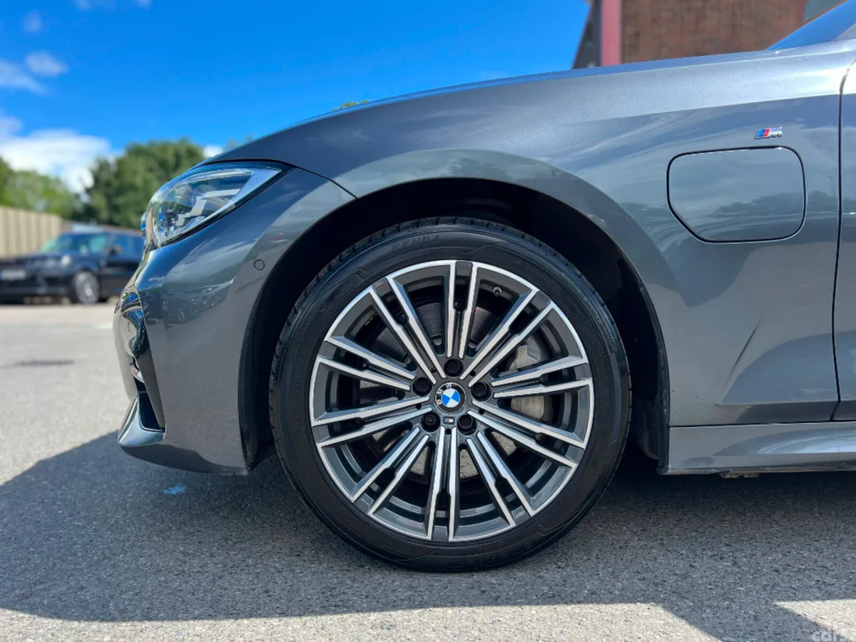 BMW 3-Series Saloon, Petrol Plug-in Hybrid, 2020, Grey