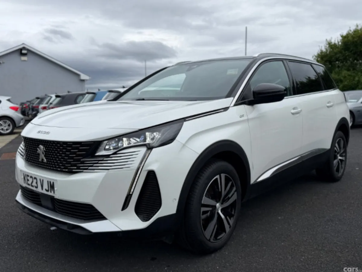 Peugeot 5008 Hatchback, Diesel, 2023, White