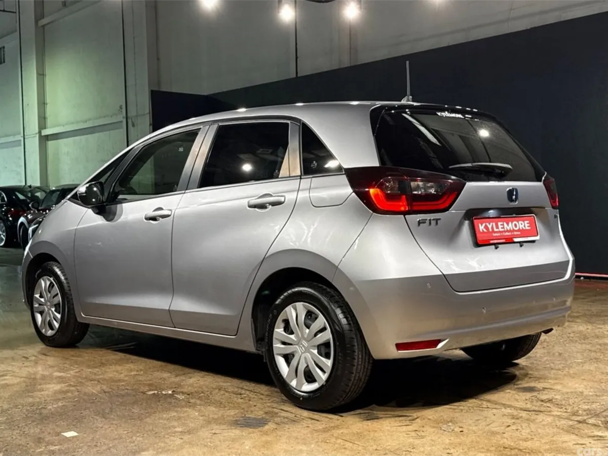 Honda Fit Hatchback, Petrol Hybrid, 2023, Silver