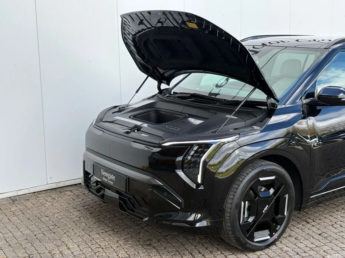 Kia EV3 Hatchback, Electric, 2027, Black