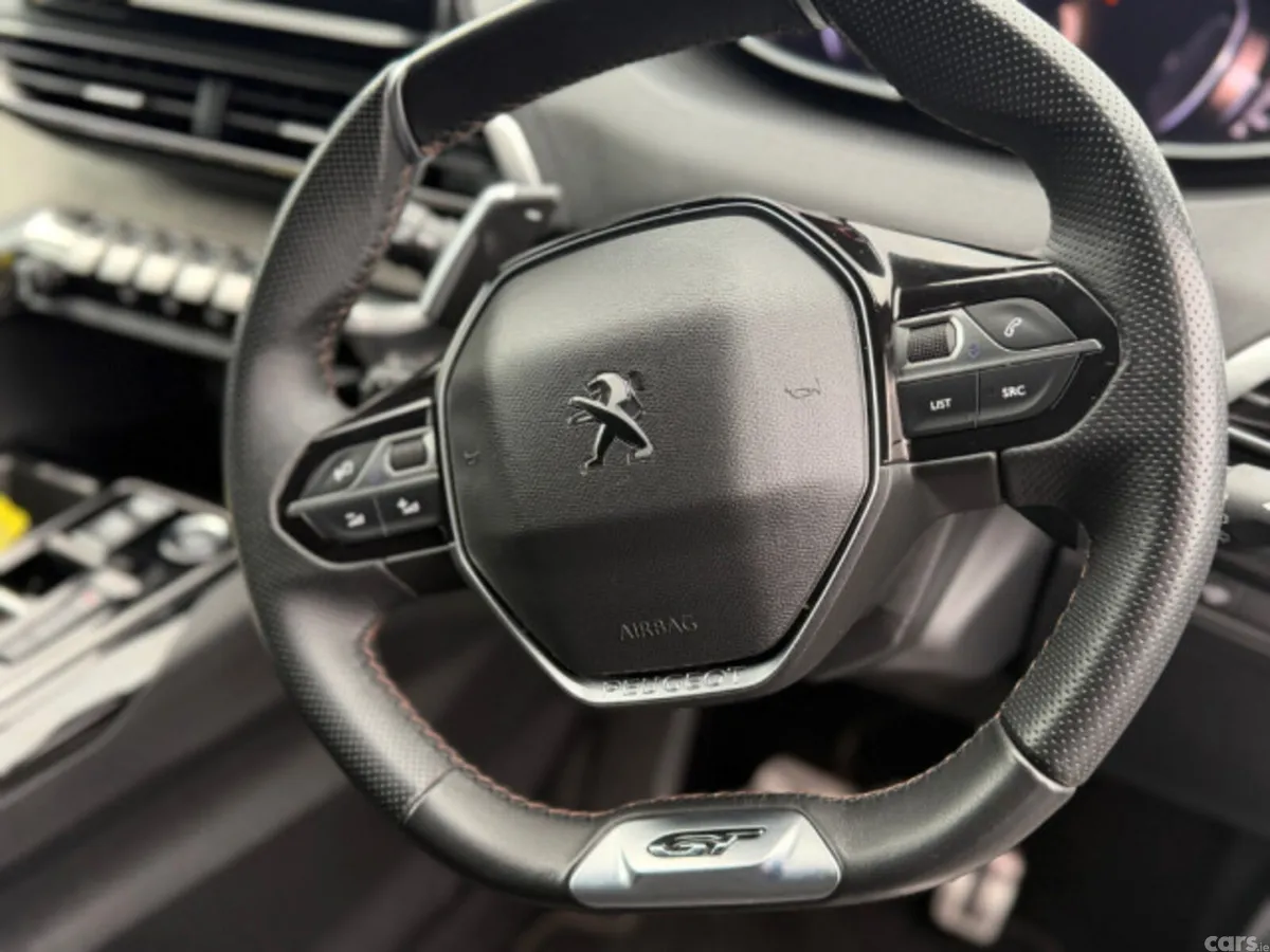 Peugeot 5008 Hatchback, Diesel, 2023, White