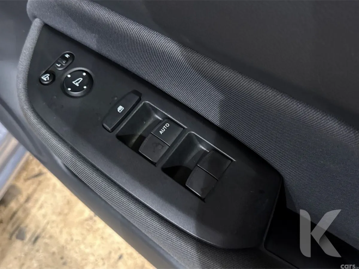 Honda Fit Hatchback, Petrol Hybrid, 2023, Silver