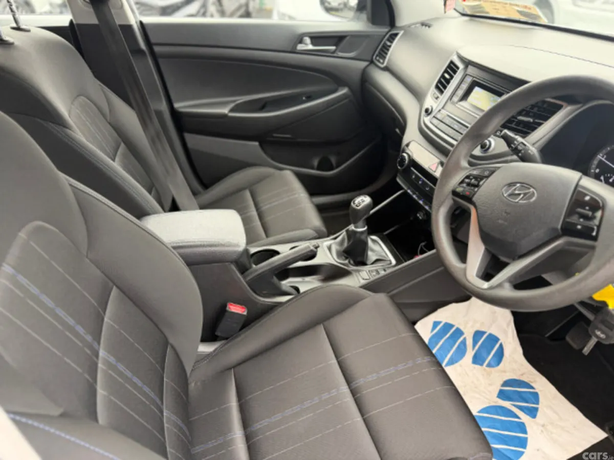 Hyundai Tucson Estate, Diesel, 2017, White