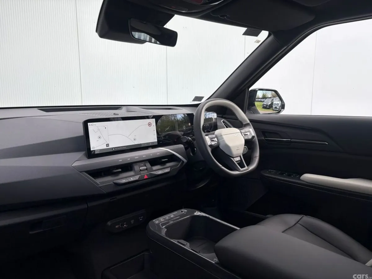 Kia EV5 SUV, Electric, 2027, White
