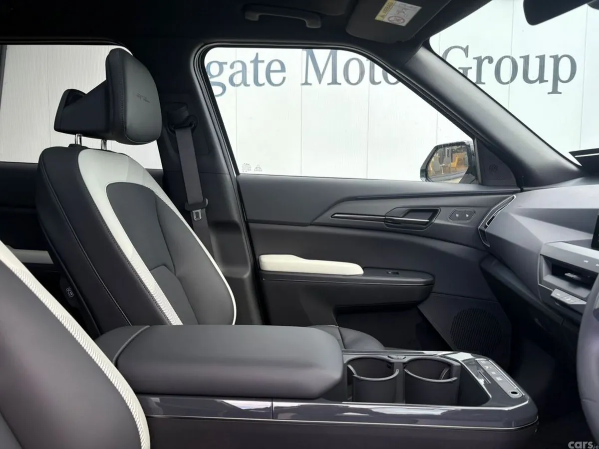 Kia EV5 SUV, Electric, 2027, White
