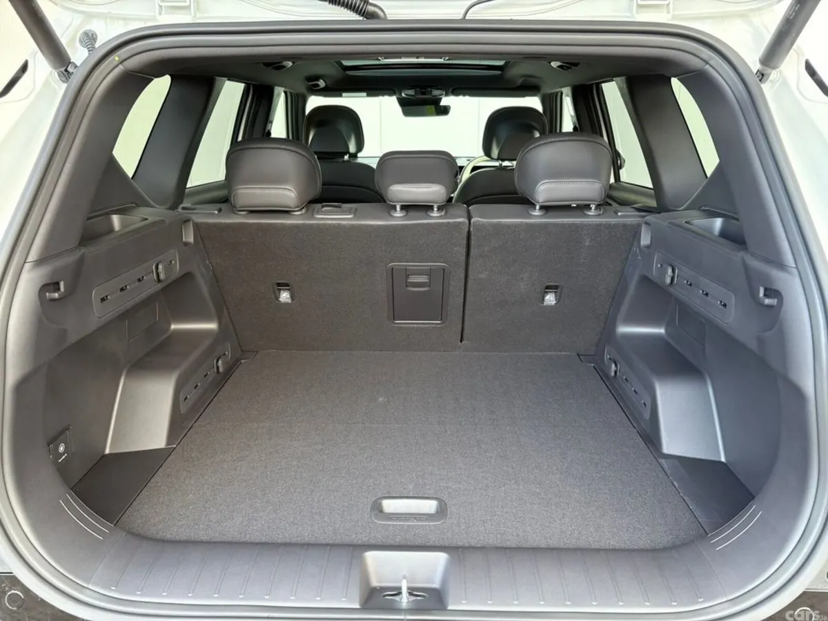 Kia EV5 SUV, Electric, 2027, White