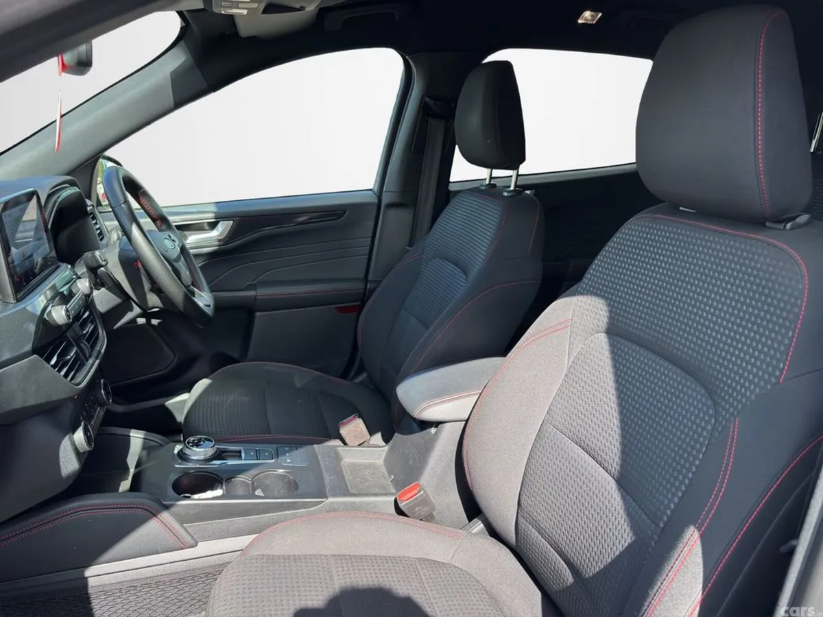 Ford Kuga MPV, Petrol Plug-in Hybrid, 2025, Blue
