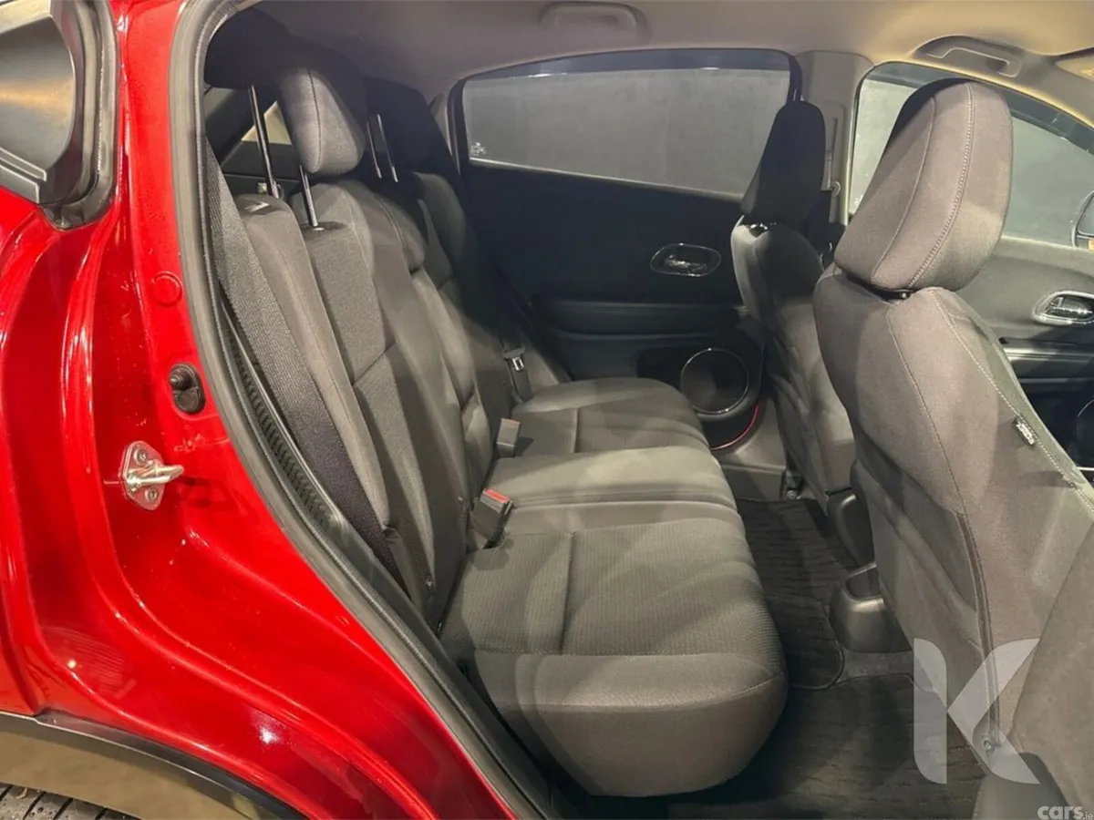 Honda Vezel SUV, Petrol Hybrid, 2020, Red
