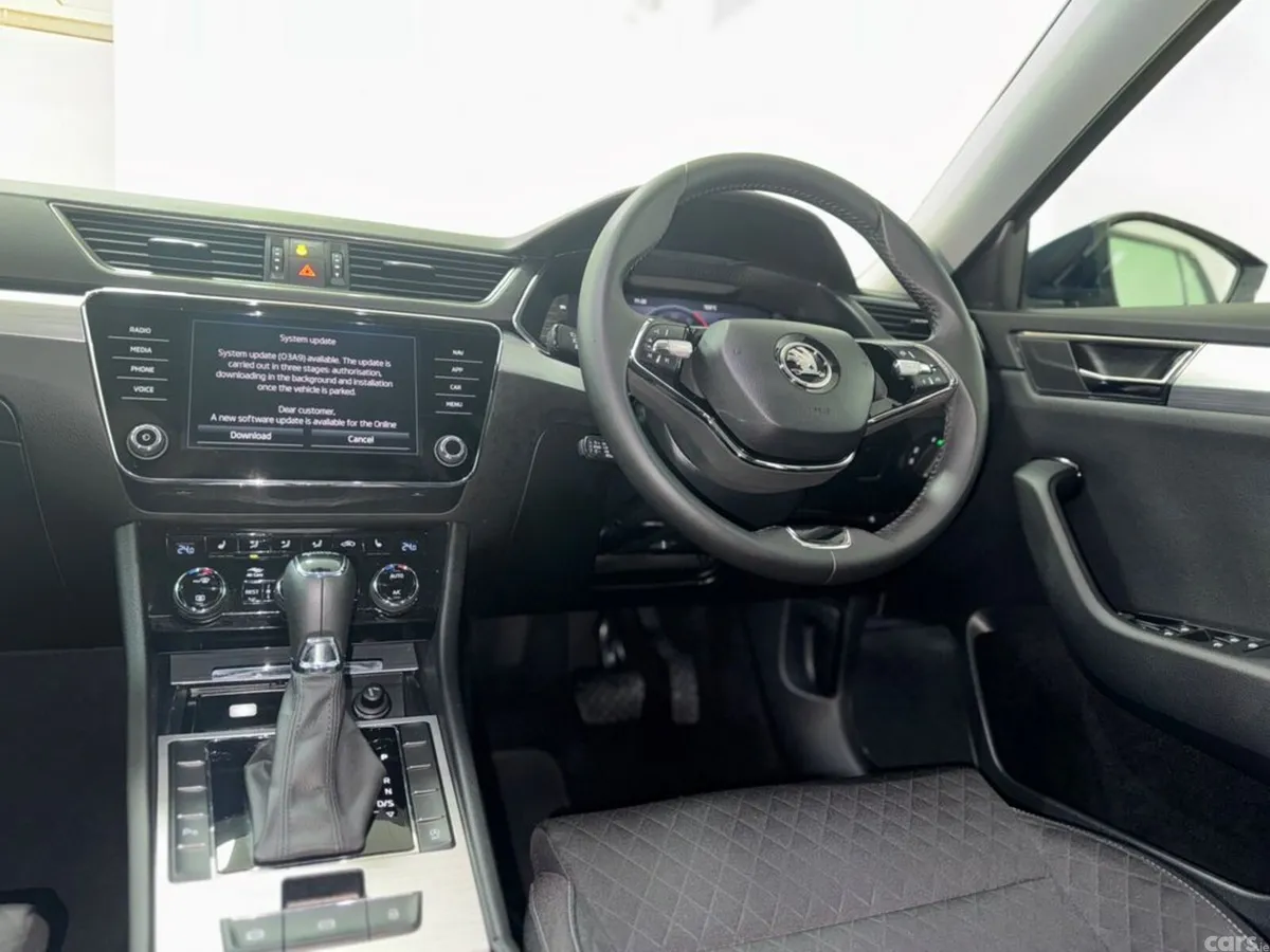 Skoda Superb Estate, Diesel, 2024, Blue