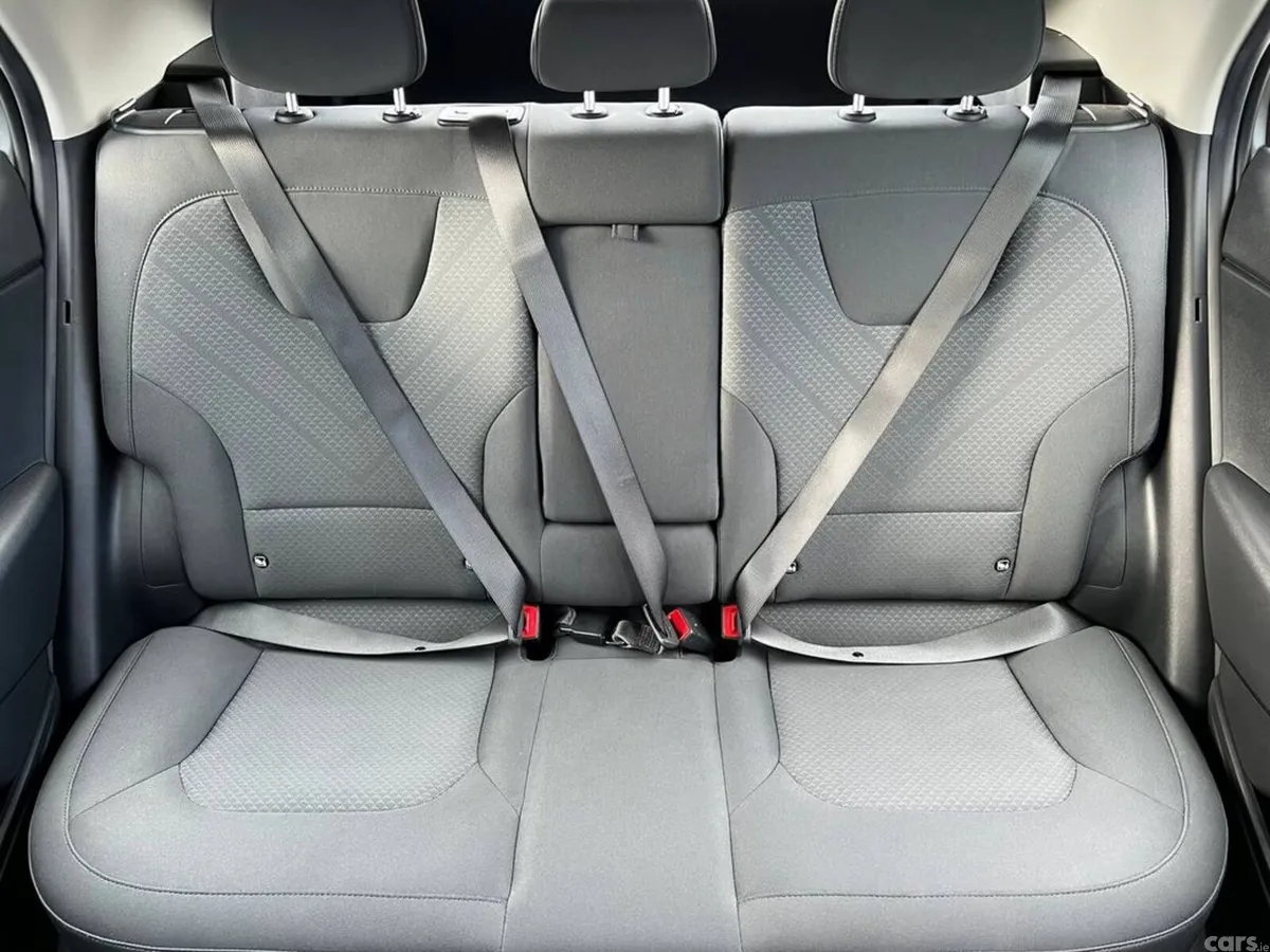 Kia Niro SUV, Petrol Plug-in Hybrid, 2023, Grey