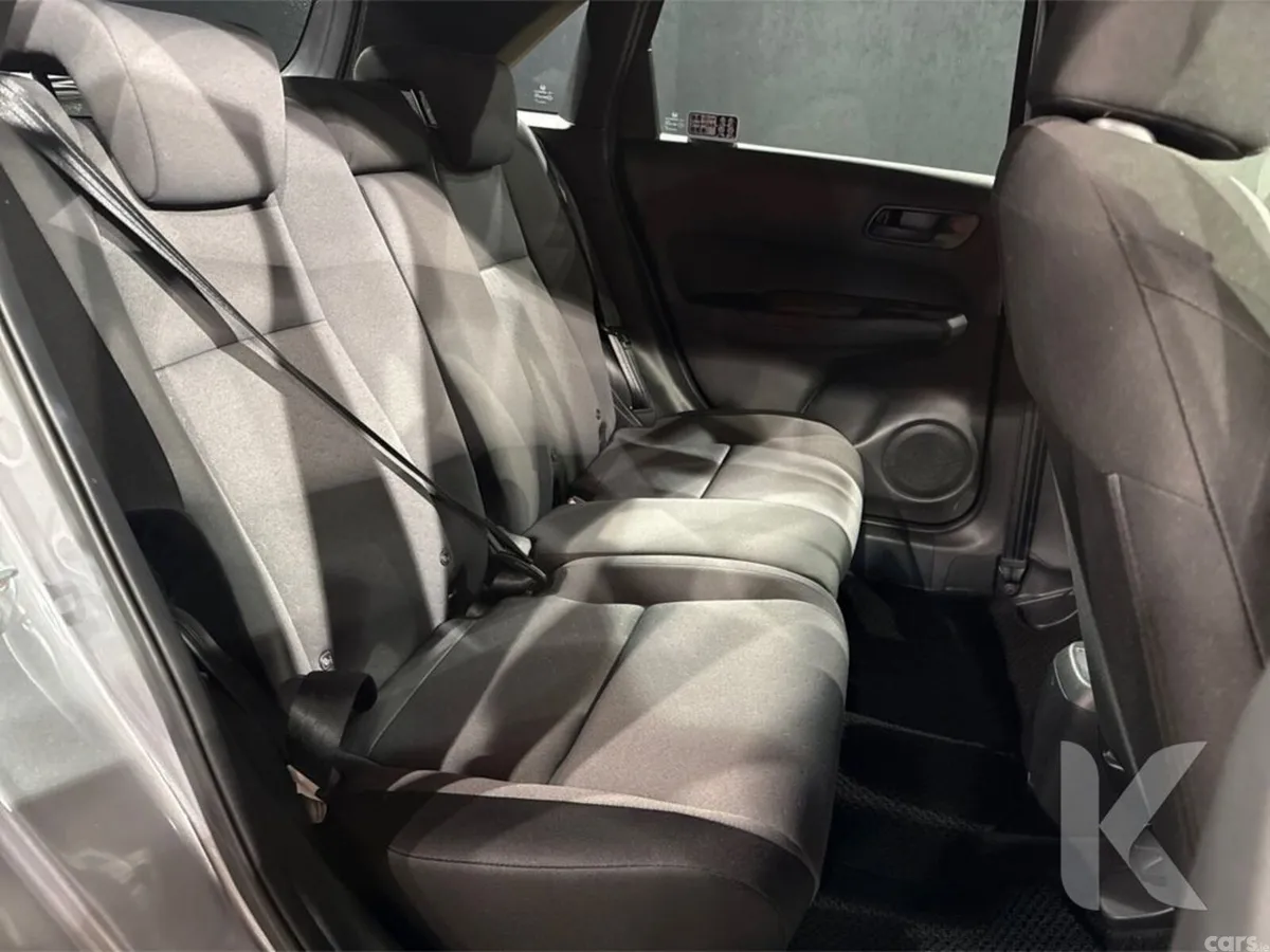 Honda Fit Hatchback, Petrol Hybrid, 2023, Silver