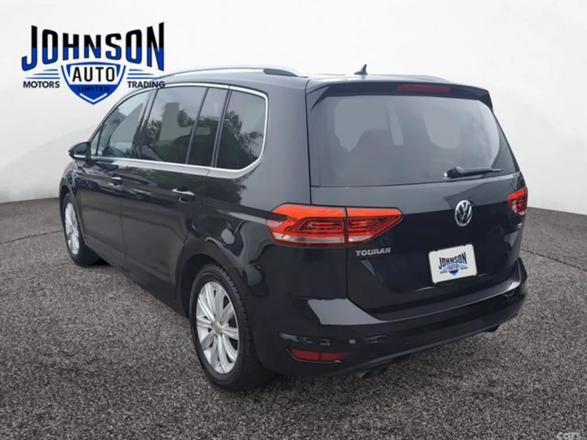 Volkswagen Touran MPV, Petrol, 2016, Black