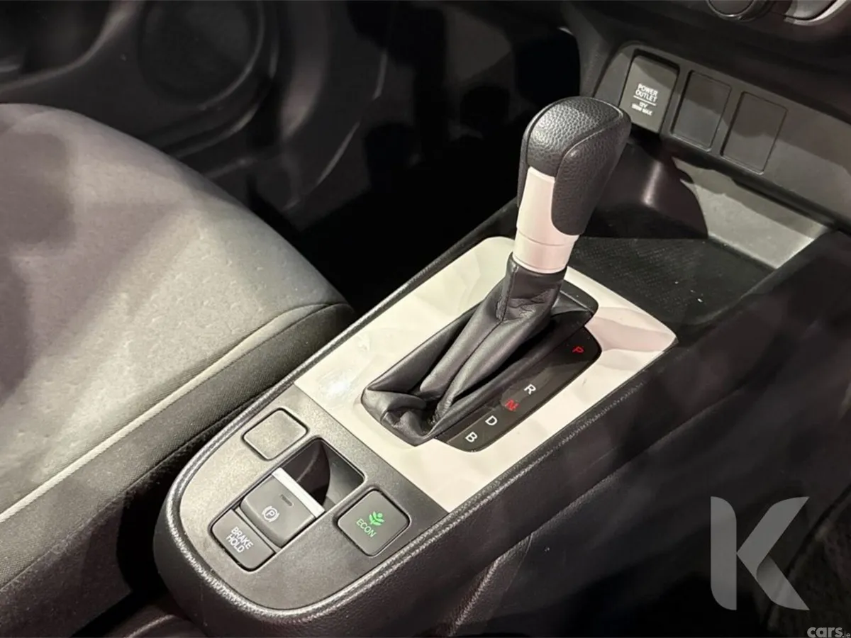 Honda Fit Hatchback, Petrol Hybrid, 2023, Silver
