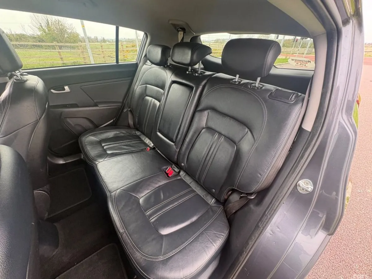 Kia Sportage SUV, Diesel, 2015, Silver