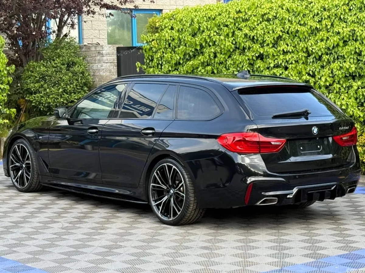 BMW 5-Series Estate, Diesel, 2018, Black