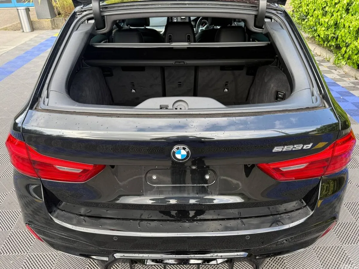 BMW 5-Series Estate, Diesel, 2018, Black