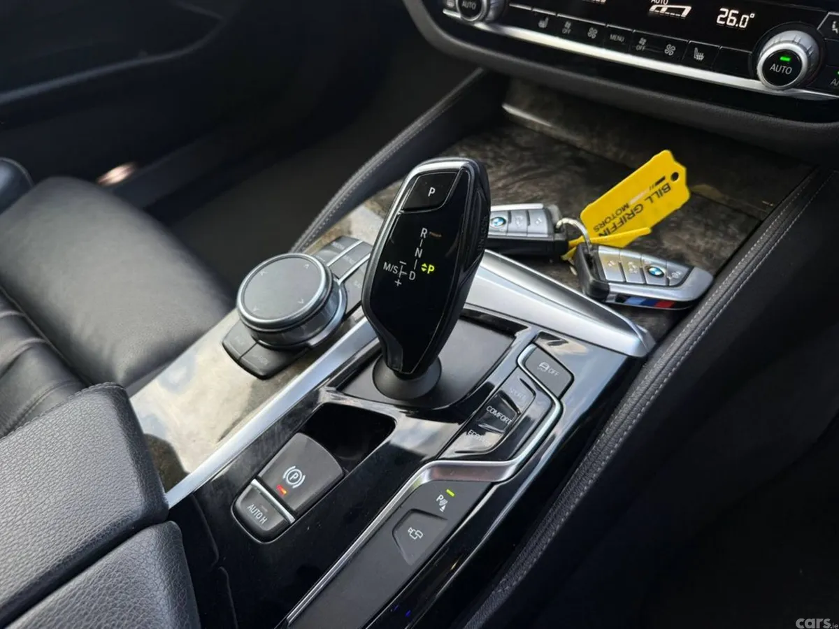 BMW 5-Series Estate, Diesel, 2018, Black