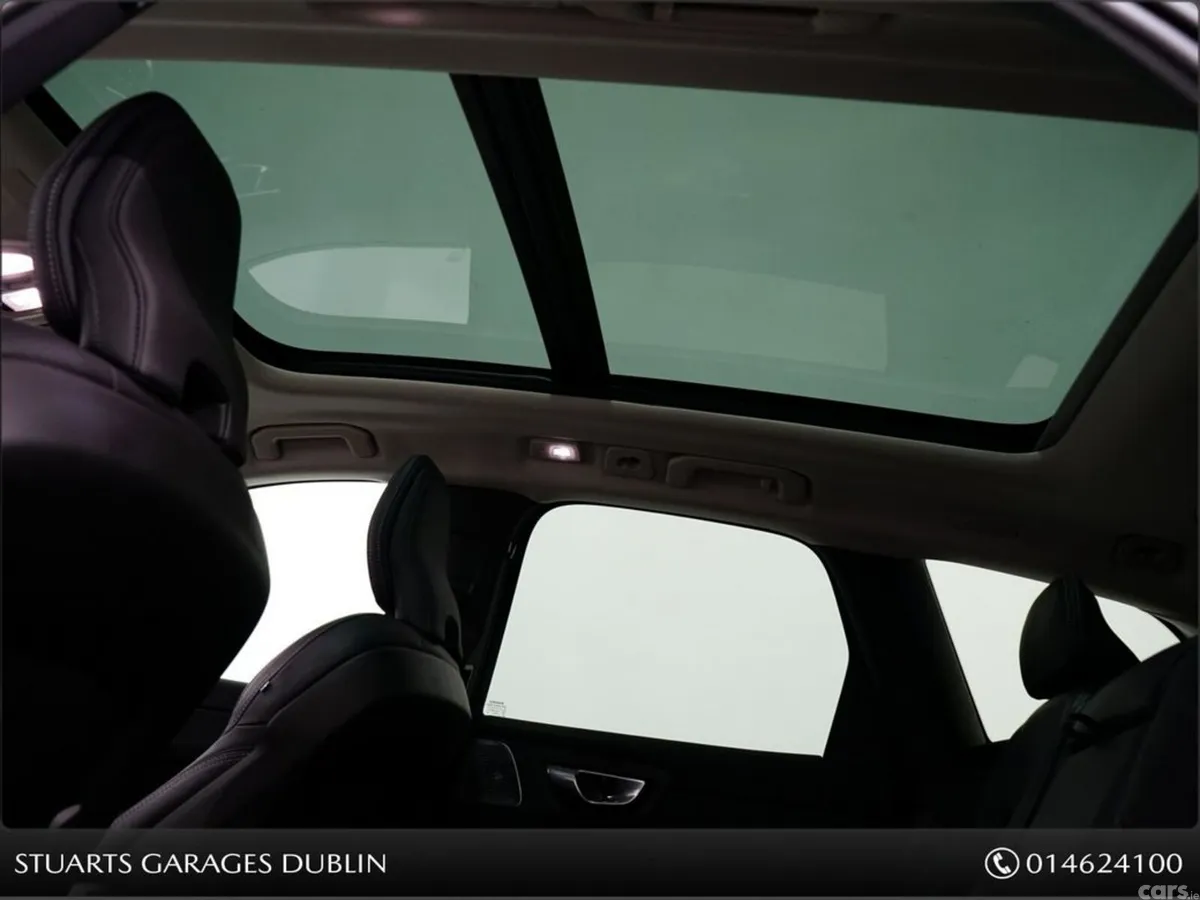 Volvo XC60 Estate, Petrol Plug-in Hybrid, 2025, Red