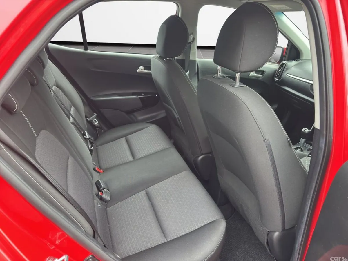 Kia Picanto MPV, Petrol, 2020, Red