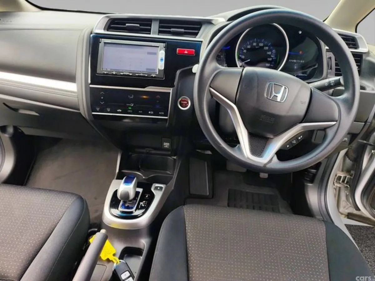 Honda Fit Hatchback, Petrol Hybrid, 2015, Silver