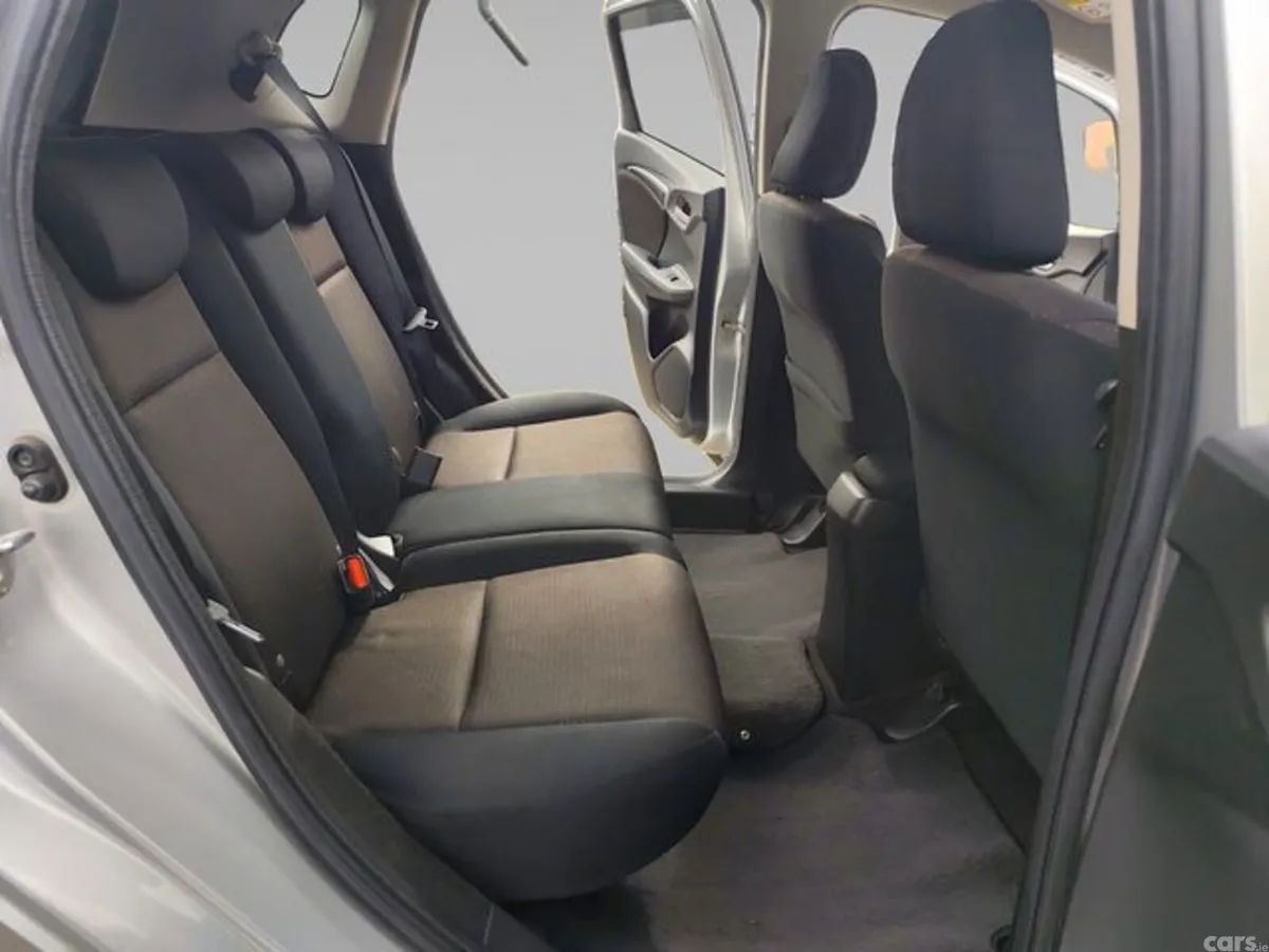 Honda Fit Hatchback, Petrol Hybrid, 2015, Silver