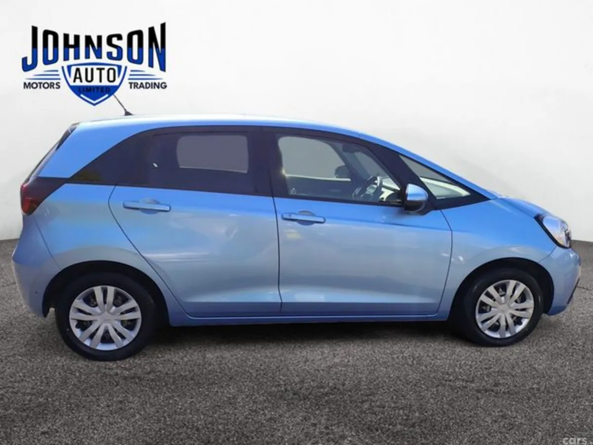 Honda Fit Hatchback, Petrol, 2021, Blue