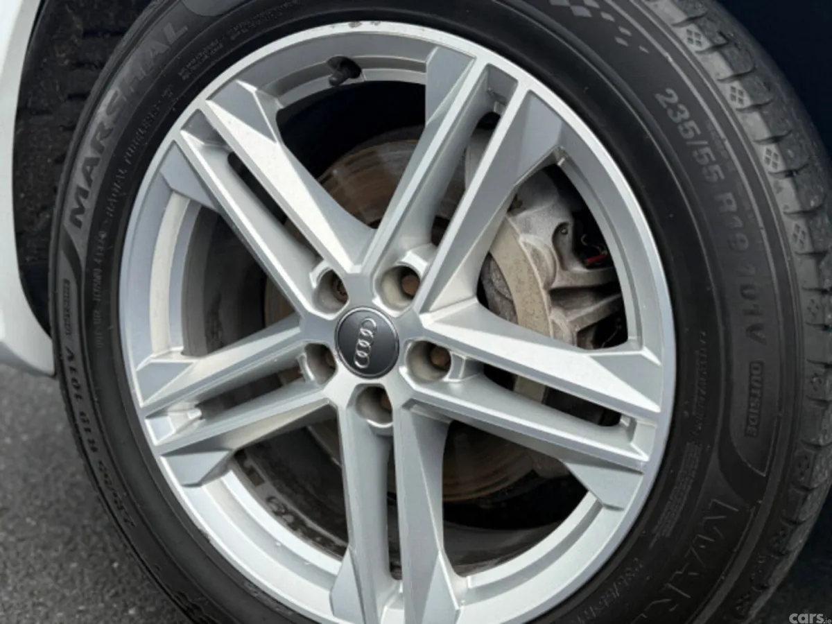 Audi Q5 Estate, Diesel, 2019, White