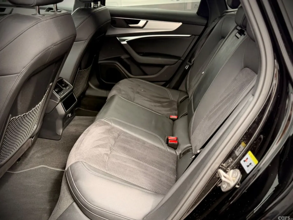 Audi A6 Saloon, Petrol Plug-in Hybrid, 2022, Black