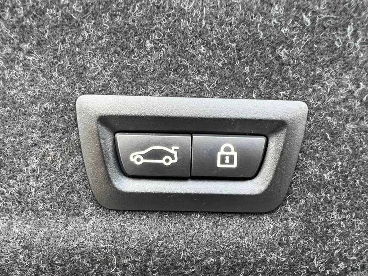 BMW 3-Series Saloon, Petrol Plug-in Hybrid, 2020, White
